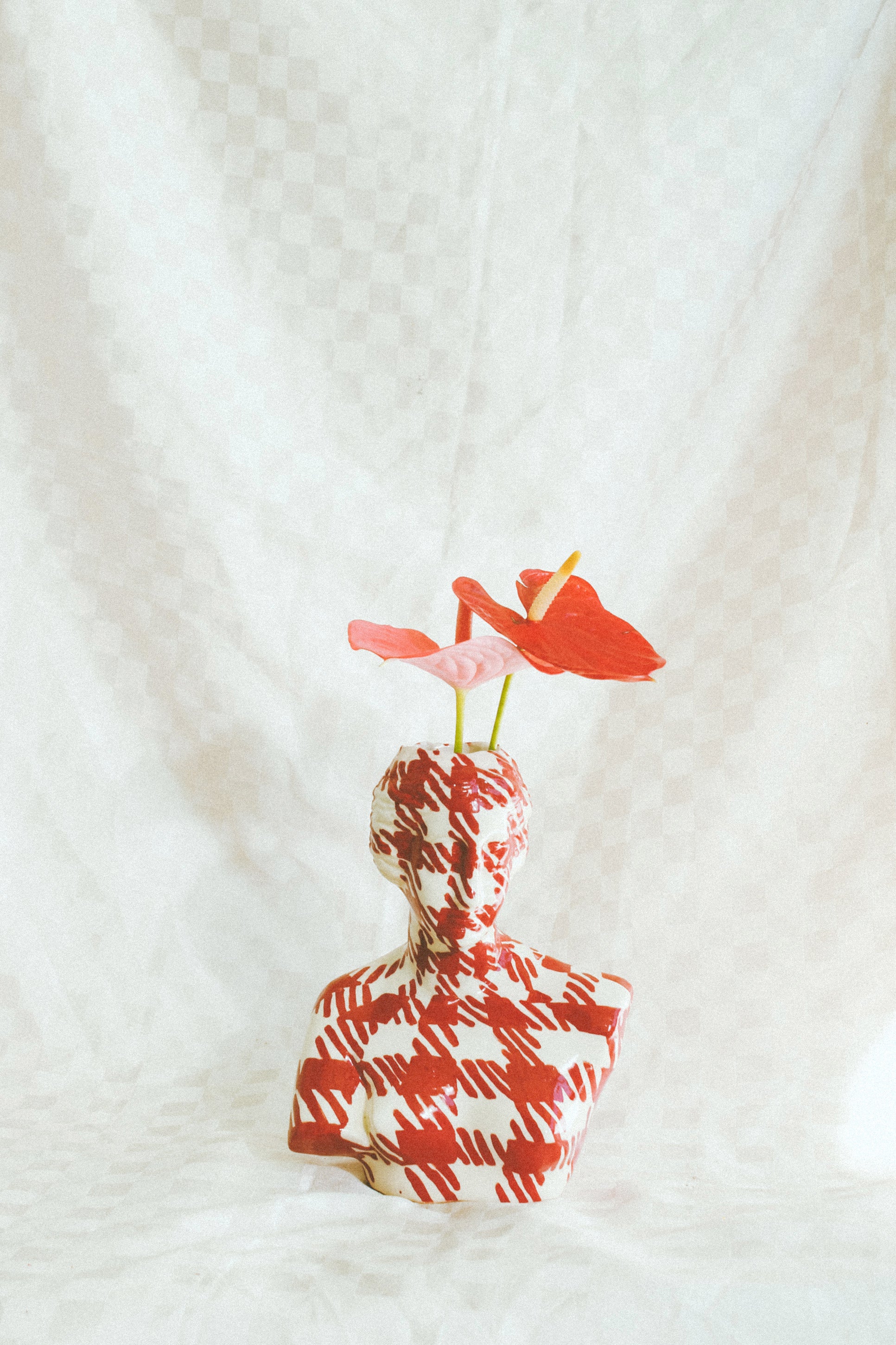 Aphrodite Deux Fois Vase - Red Gingham